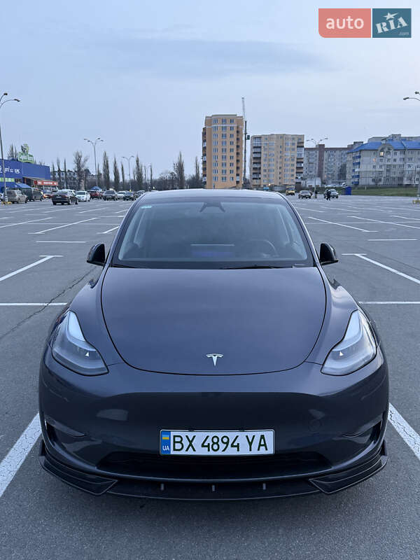 Внедорожник / Кроссовер Tesla Model Y 2023 в Каменец-Подольском