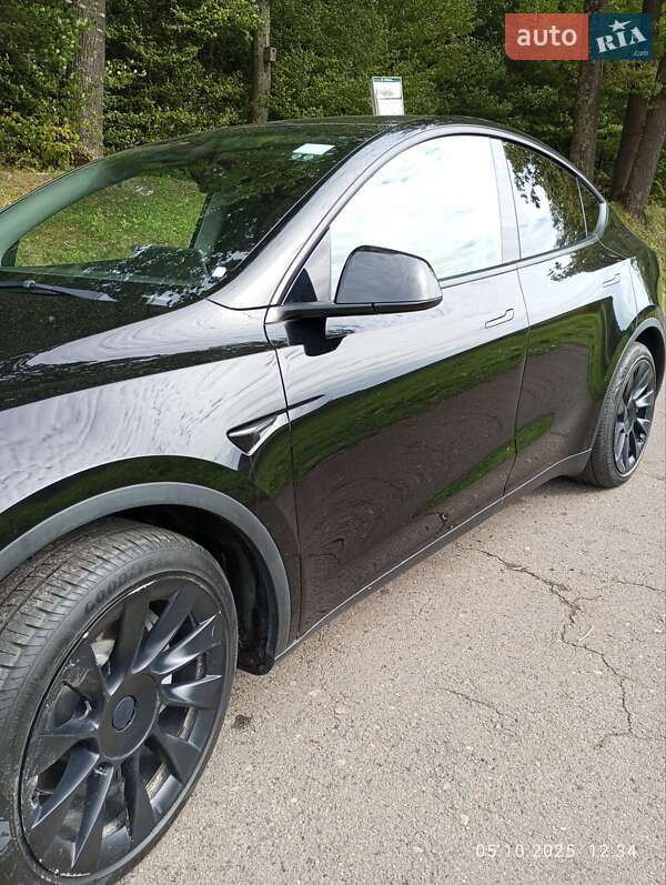 Позашляховик / Кросовер Tesla Model Y 2022 в Дрогобичі фото 3 Позашляховик / Кросовер Tesla Model Y 2022 в Дрогобичі