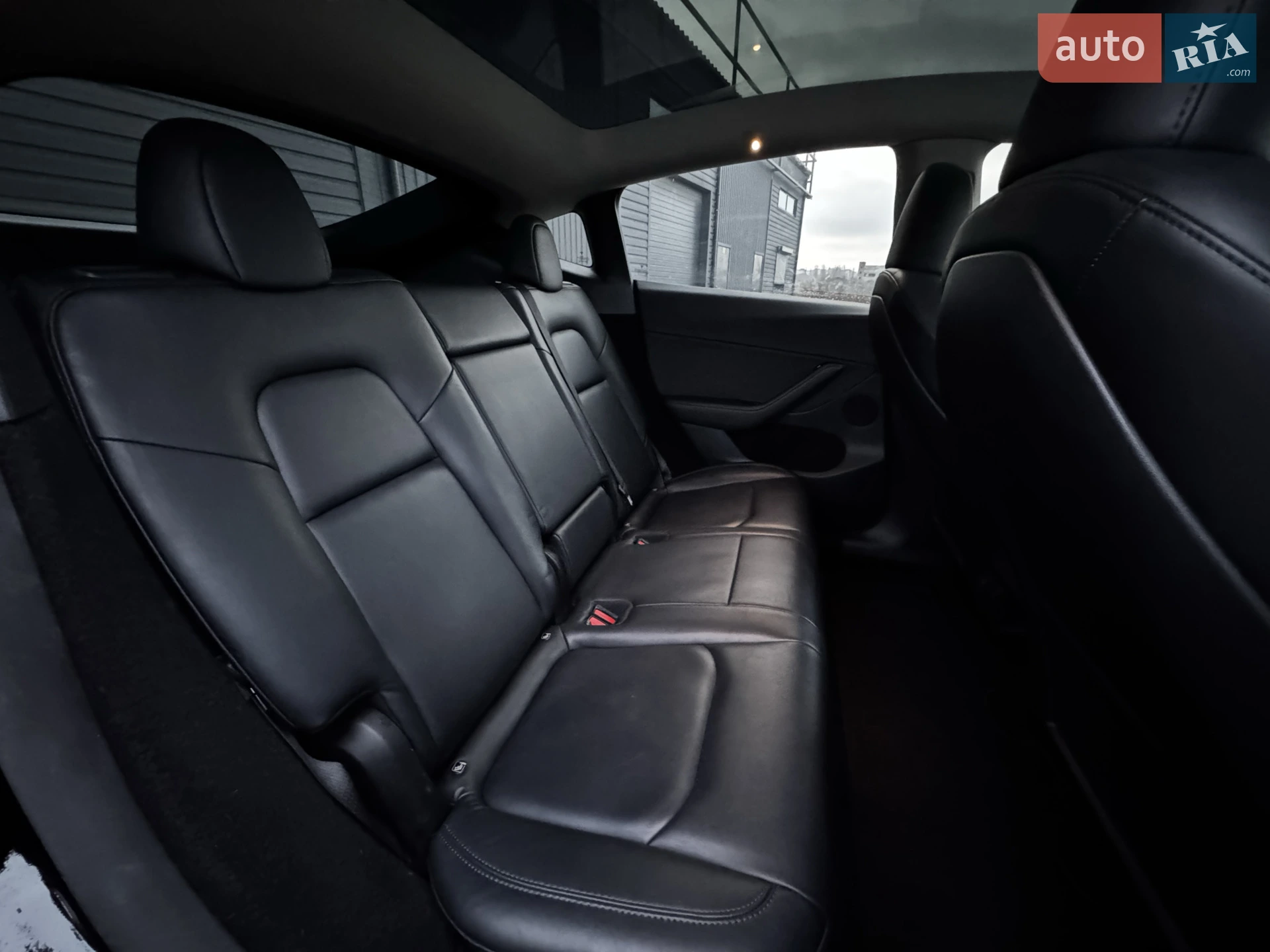 2023 Tesla Model Y - мініатюра 38