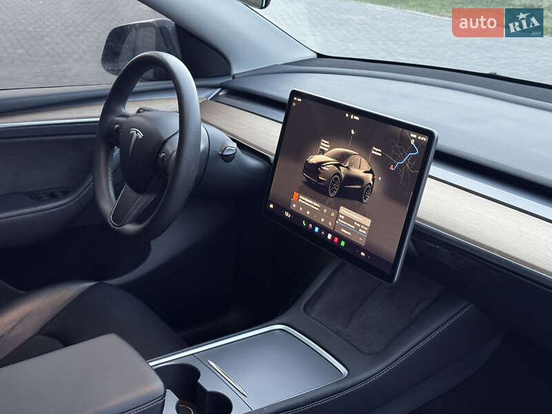 Позашляховик / Кросовер Tesla Model Y 2023 в Києві