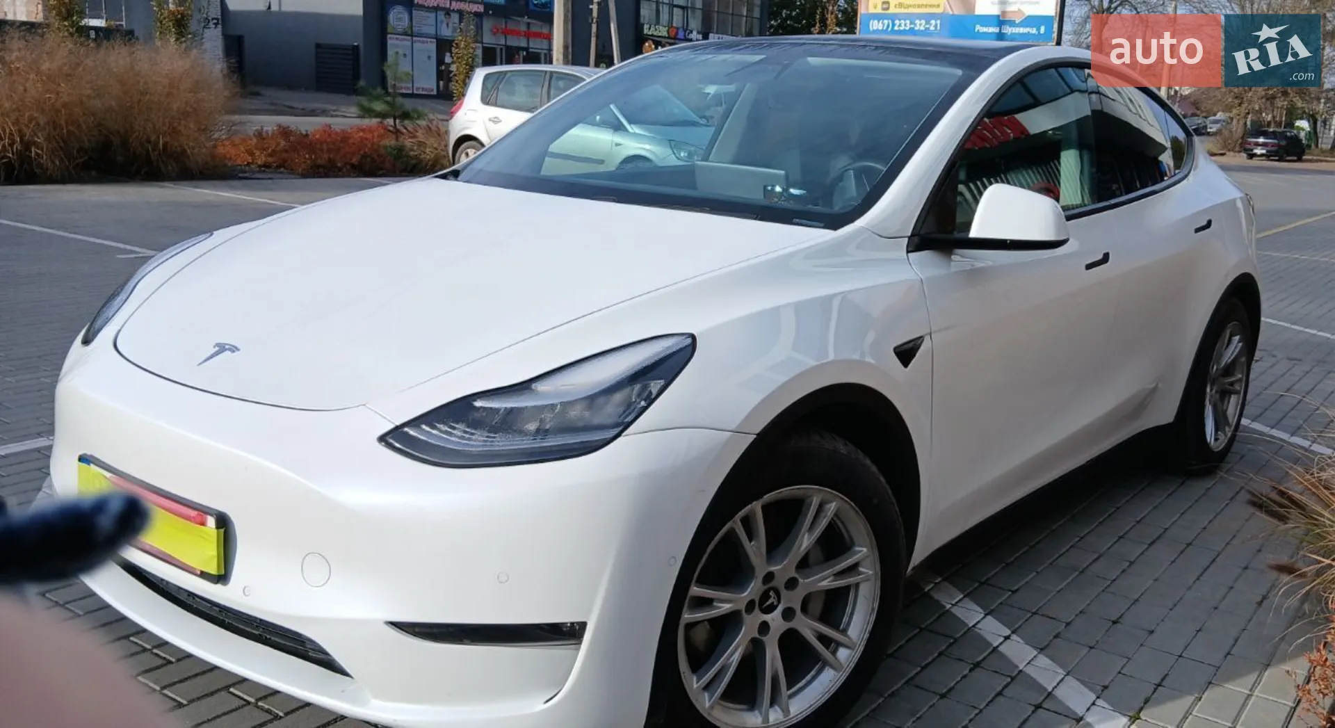 2020 Tesla Model Y - мініатюра 8