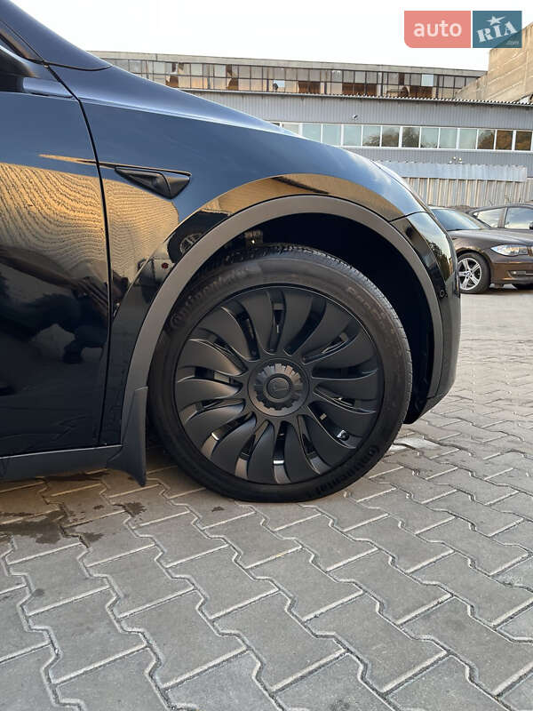 Позашляховик / Кросовер Tesla Model Y 2022 в Дніпрі