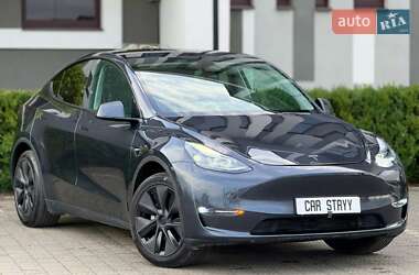 Позашляховик / Кросовер Tesla Model Y 2024 в Стрию
