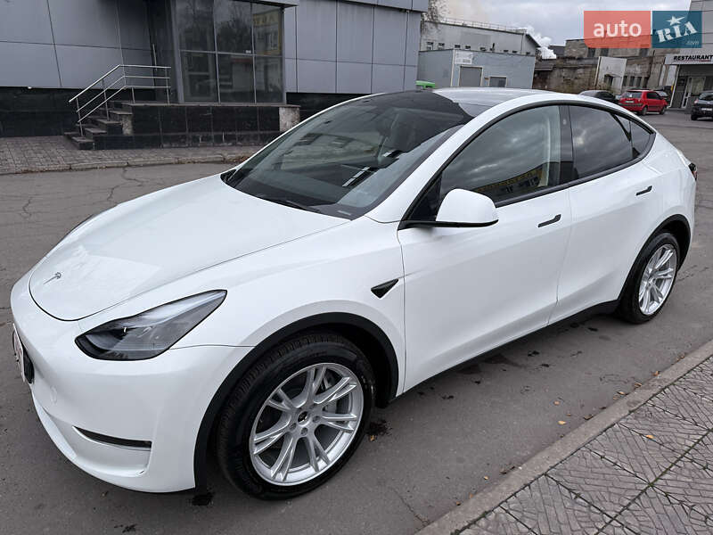 Внедорожник / Кроссовер Tesla Model Y 2023 в Каменском