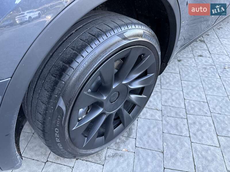 Внедорожник / Кроссовер Tesla Model Y 2022 в Львове