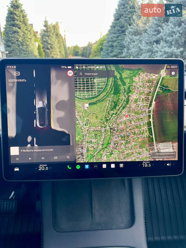 Позашляховик / Кросовер Tesla Model Y 2023 в Дніпрі