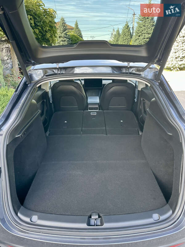 Позашляховик / Кросовер Tesla Model Y 2023 в Дніпрі