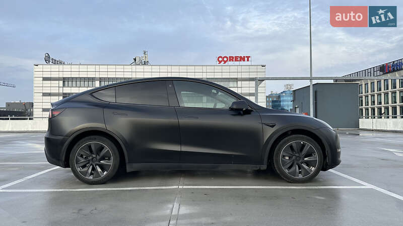 Позашляховик / Кросовер Tesla Model Y 2021 в Львові