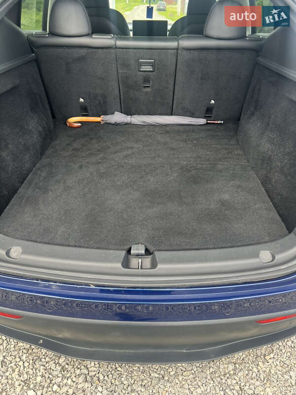Внедорожник / Кроссовер Tesla Model Y 2022 в Ужгороде фото 18 Внедорожник / Кроссовер Tesla Model Y 2022 в Ужгороде