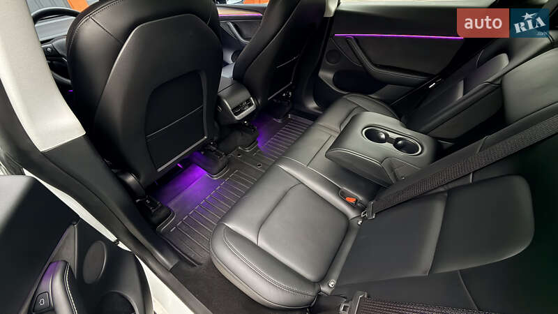 Позашляховик / Кросовер Tesla Model Y 2023 в Броварах фото 28 Позашляховик / Кросовер Tesla Model Y 2023 в Броварах