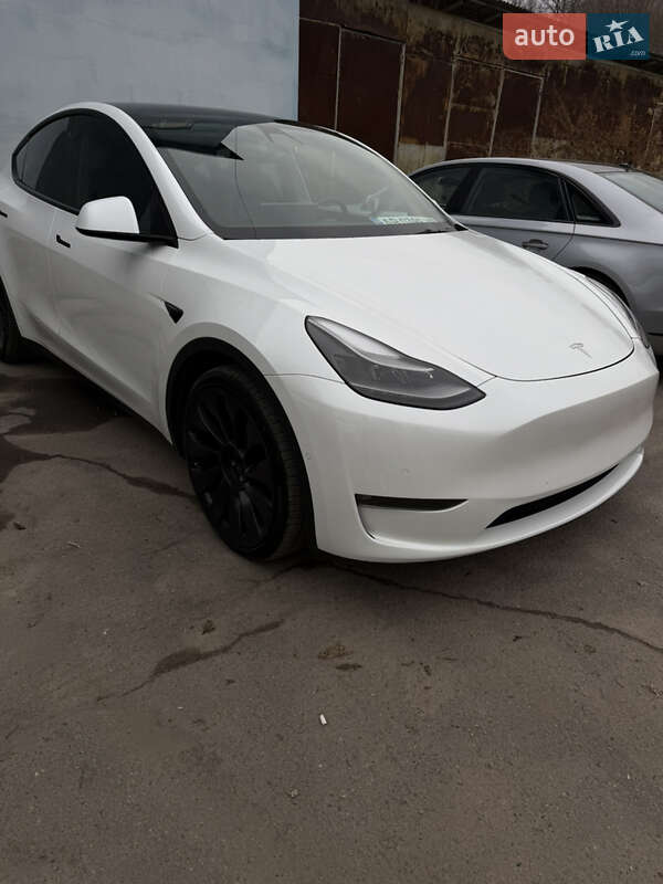 Позашляховик / Кросовер Tesla Model Y 2021 в Вінниці