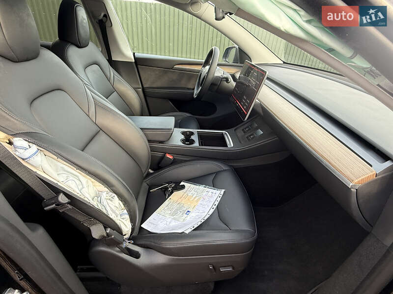 Внедорожник / Кроссовер Tesla Model Y 2025 в Ковеле