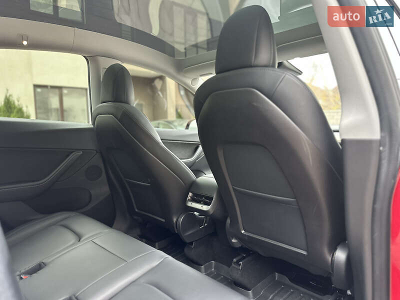 Внедорожник / Кроссовер Tesla Model Y 2020 в Одессе