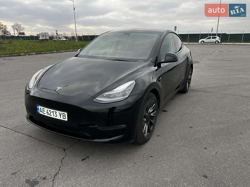 Позашляховик / Кросовер Tesla Model Y 2023 в Дніпрі