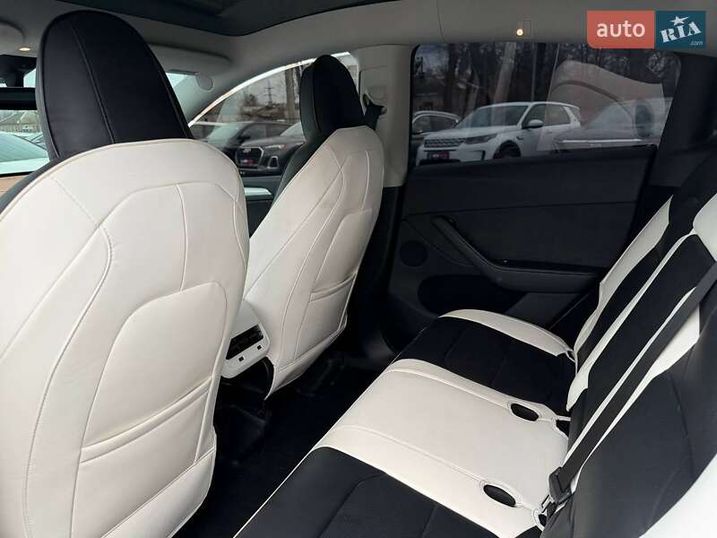 Внедорожник / Кроссовер Tesla Model Y 2023 в Харькове