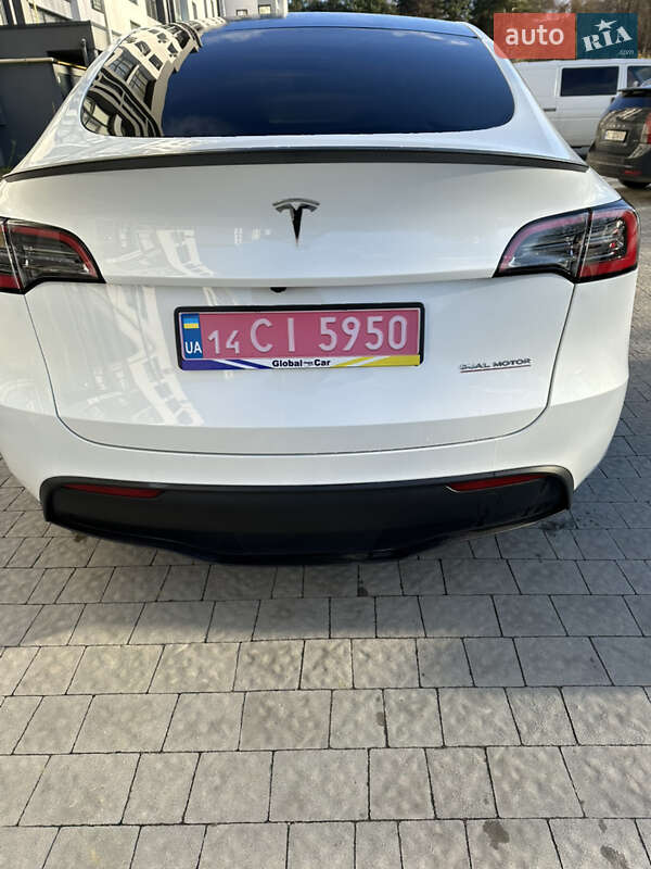 Позашляховик / Кросовер Tesla Model Y 2023 в Львові фото 9 Позашляховик / Кросовер Tesla Model Y 2023 в Львові