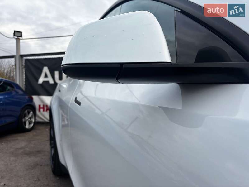 Позашляховик / Кросовер Tesla Model Y 2024 в Запоріжжі