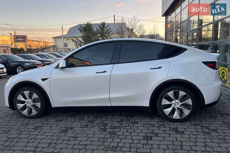 Внедорожник / Кроссовер Tesla Model Y 2022 в Ивано-Франковске
