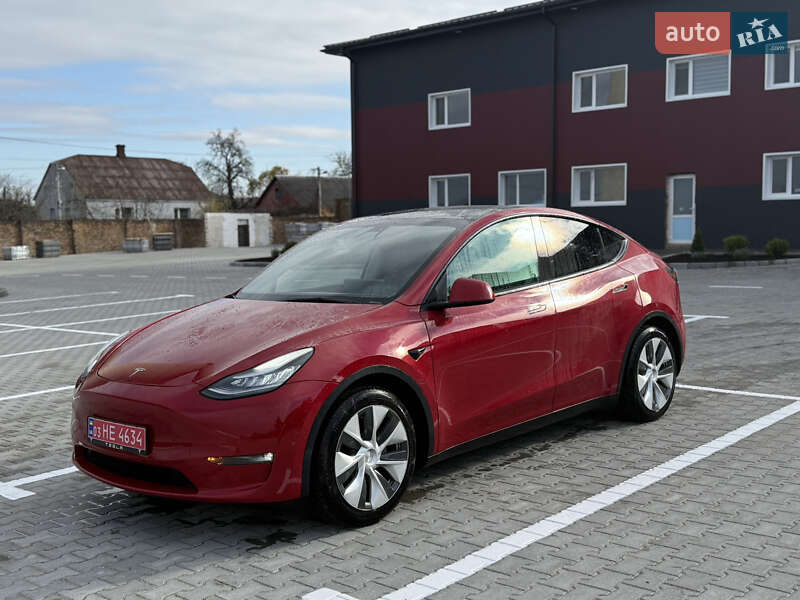 Внедорожник / Кроссовер Tesla Model Y 2022 в Дубно