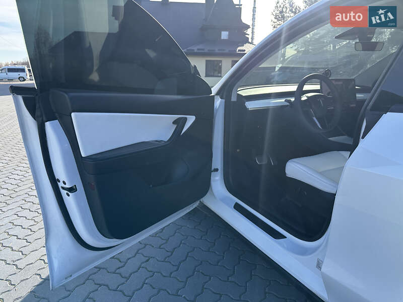 Позашляховик / Кросовер Tesla Model Y 2020 в Коломиї фото 19 Позашляховик / Кросовер Tesla Model Y 2020 в Коломиї