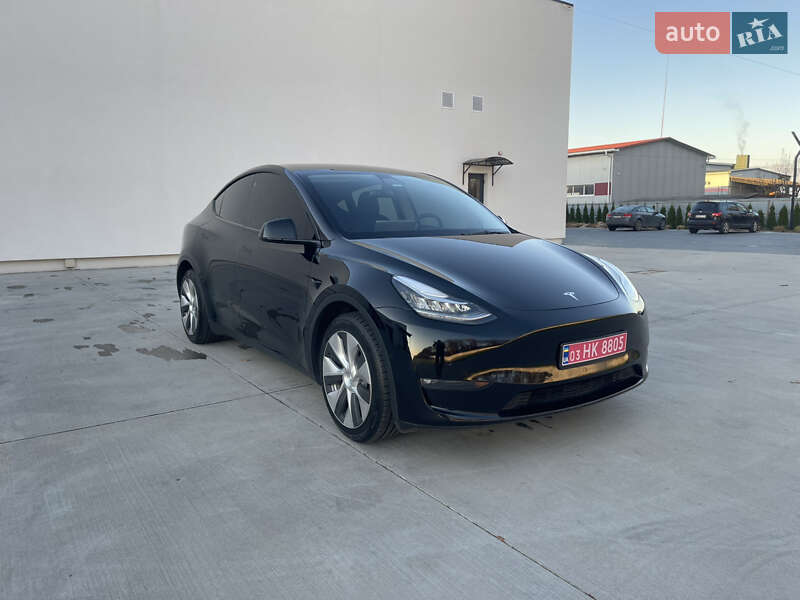 Позашляховик / Кросовер Tesla Model Y 2021 в Луцьку