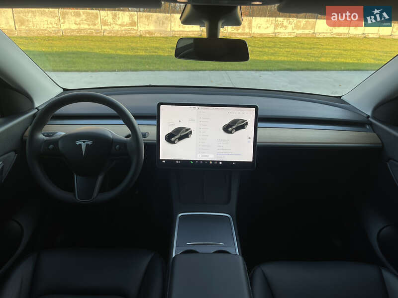 Позашляховик / Кросовер Tesla Model Y 2021 в Луцьку
