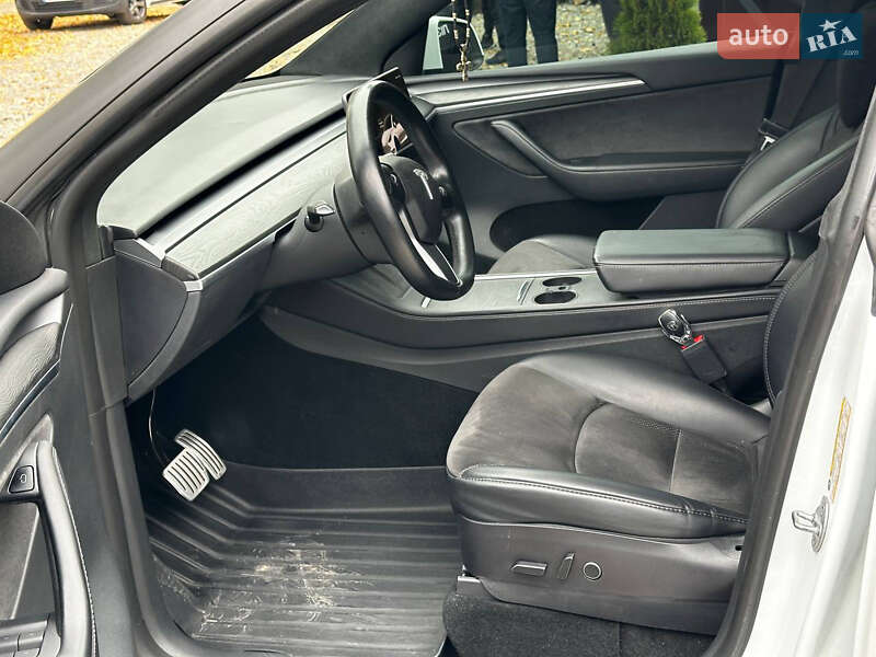 Позашляховик / Кросовер Tesla Model Y 2022 в Вінниці