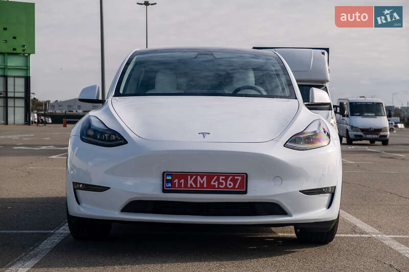 Внедорожник / Кроссовер Tesla Model Y 2022 в Ирпене