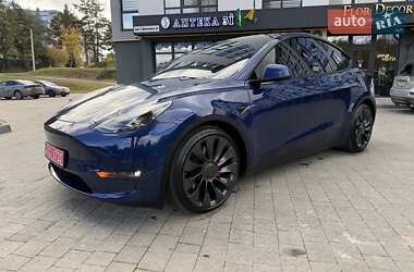 Позашляховик / Кросовер Tesla Model Y 2021 в Львові