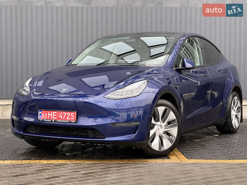 Внедорожник / Кроссовер Tesla Model Y 2023 в Киеве