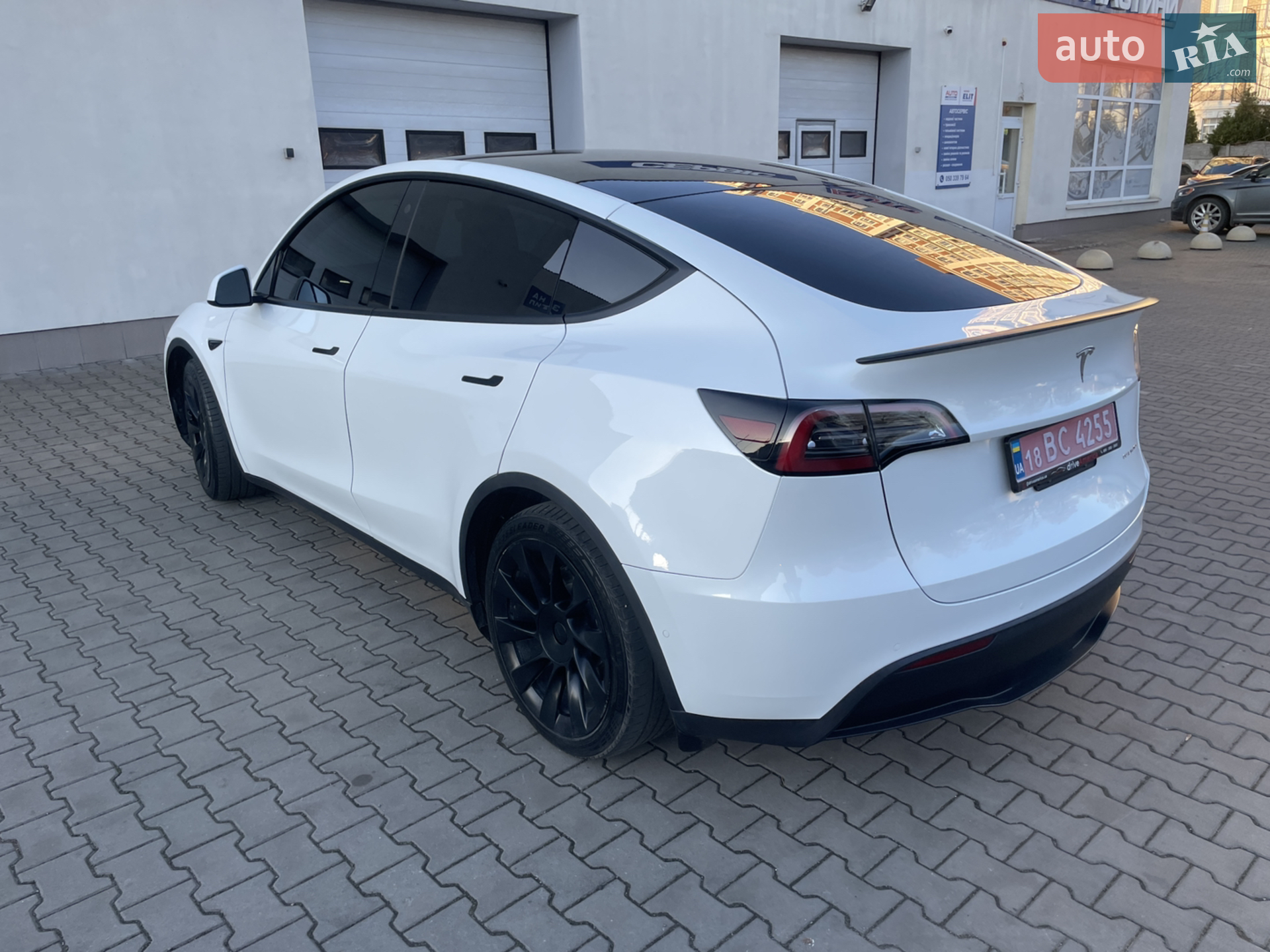 2022 Tesla Model Y - мініатюра 10