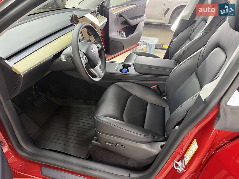 Внедорожник / Кроссовер Tesla Model Y 2022 в Киеве