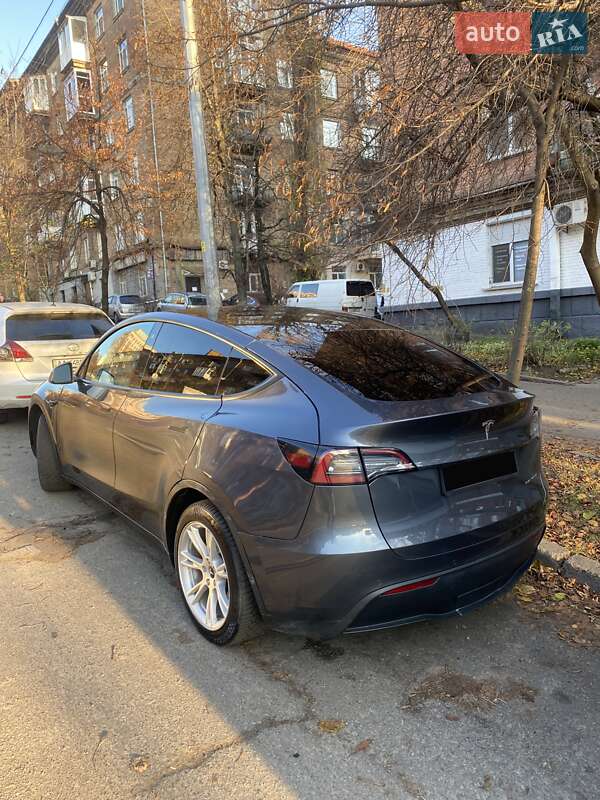 Позашляховик / Кросовер Tesla Model Y 2020 в Києві