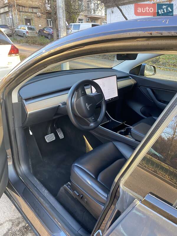 Позашляховик / Кросовер Tesla Model Y 2020 в Києві
