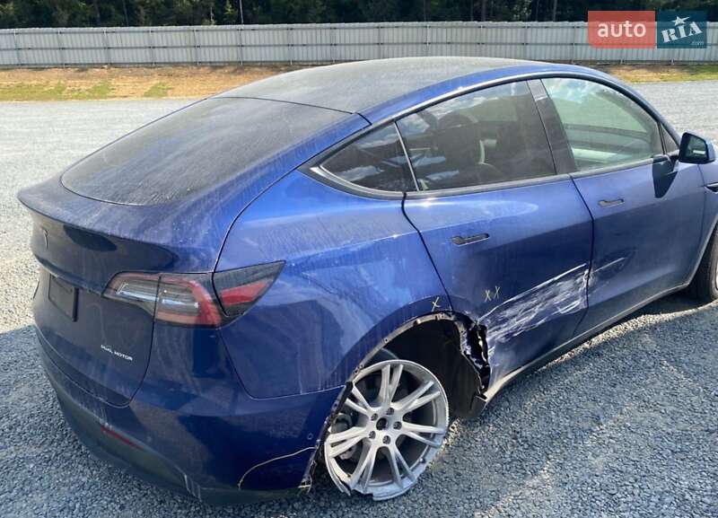 Внедорожник / Кроссовер Tesla Model Y 2020 в Львове