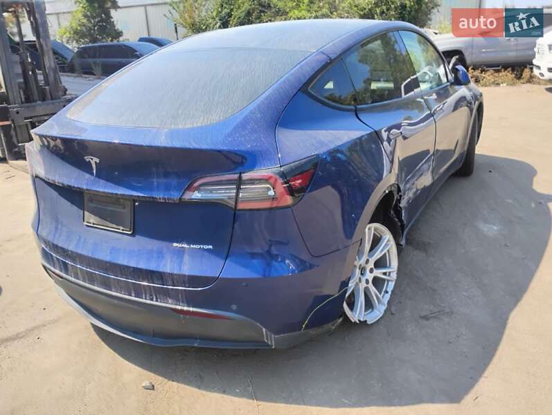 Внедорожник / Кроссовер Tesla Model Y 2020 в Львове