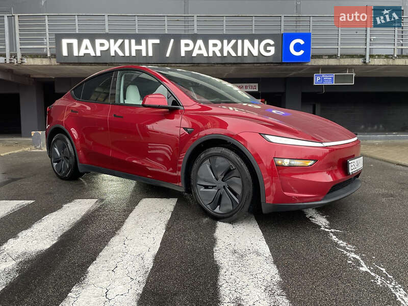 Позашляховик / Кросовер Tesla Model Y 2025 в Києві