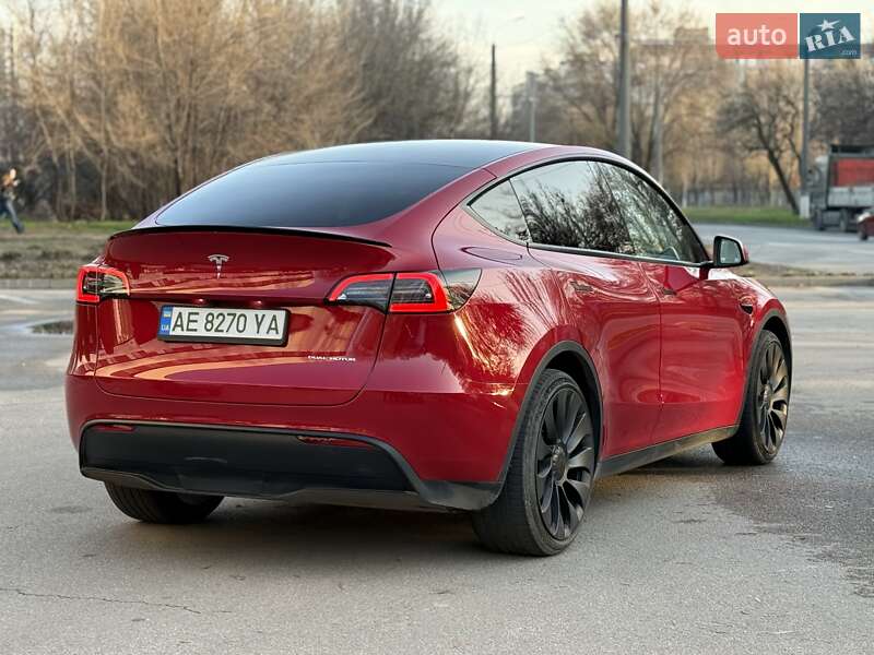 Позашляховик / Кросовер Tesla Model Y 2023 в Дніпрі фото 6 Позашляховик / Кросовер Tesla Model Y 2023 в Дніпрі