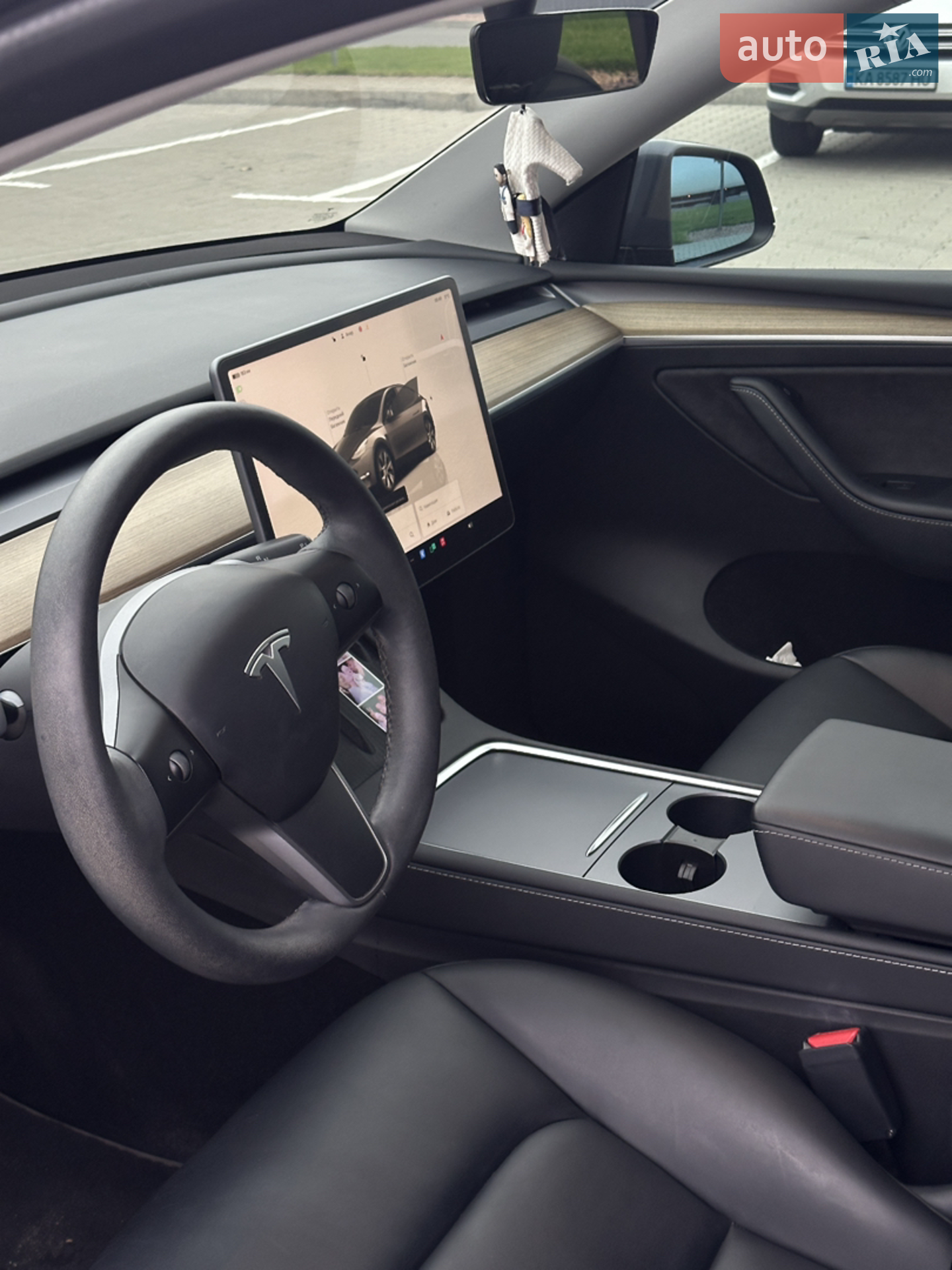 2022 Tesla Model Y - мініатюра 11