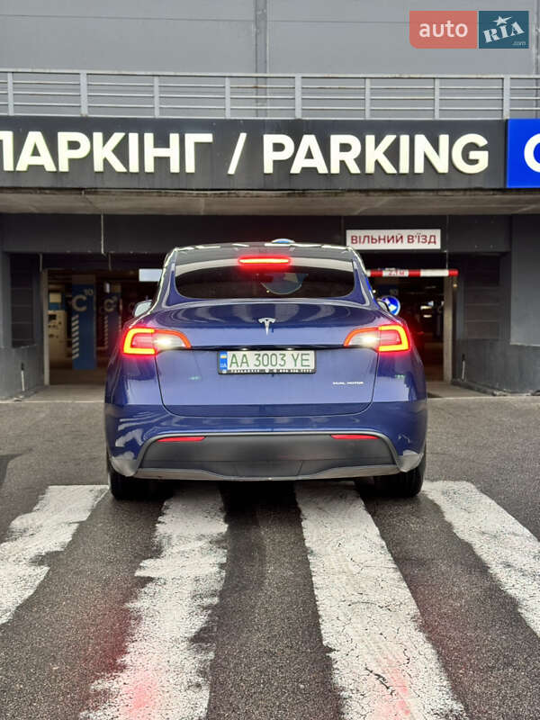 Позашляховик / Кросовер Tesla Model Y 2022 в Києві