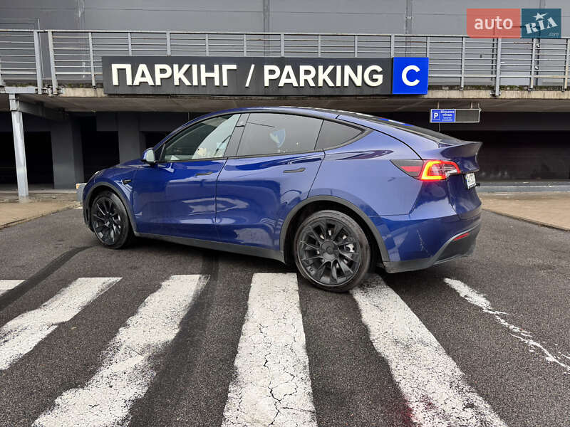 Позашляховик / Кросовер Tesla Model Y 2022 в Києві
