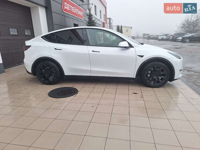 Внедорожник / Кроссовер Tesla Model Y 2021 в Черкассах