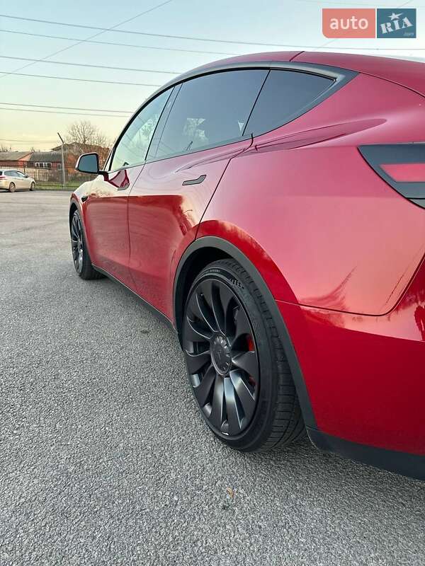 Позашляховик / Кросовер Tesla Model Y 2023 в Дніпрі фото 12 Позашляховик / Кросовер Tesla Model Y 2023 в Дніпрі