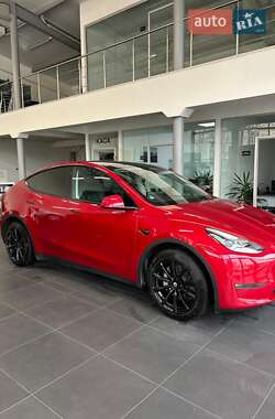 Внедорожник / Кроссовер Tesla Model Y 2020 в Тернополе
