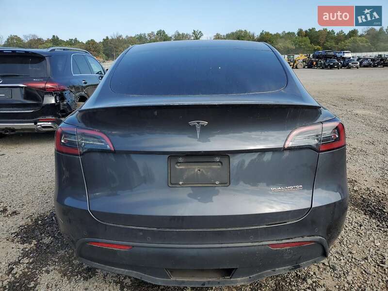 Позашляховик / Кросовер Tesla Model Y 2021 в Львові