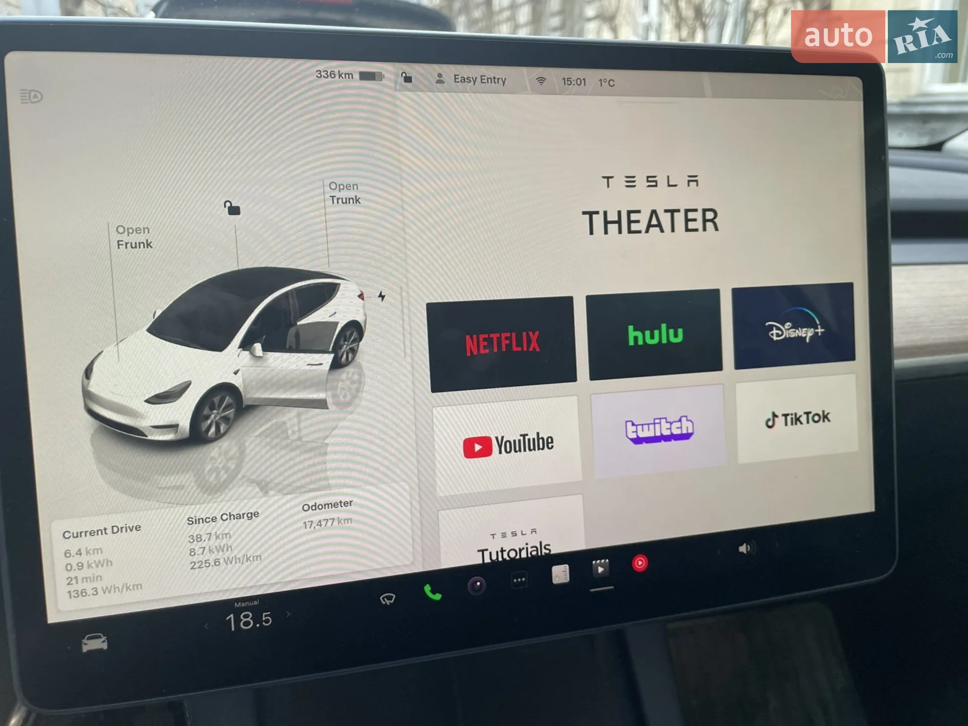2022 Tesla Model Y - мініатюра 17