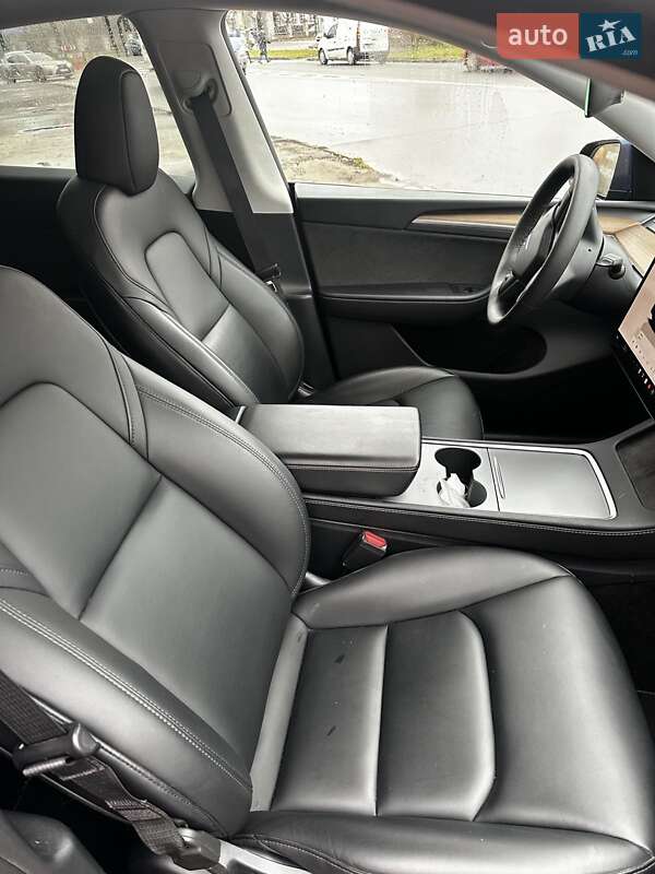 Внедорожник / Кроссовер Tesla Model Y 2023 в Кременчуге