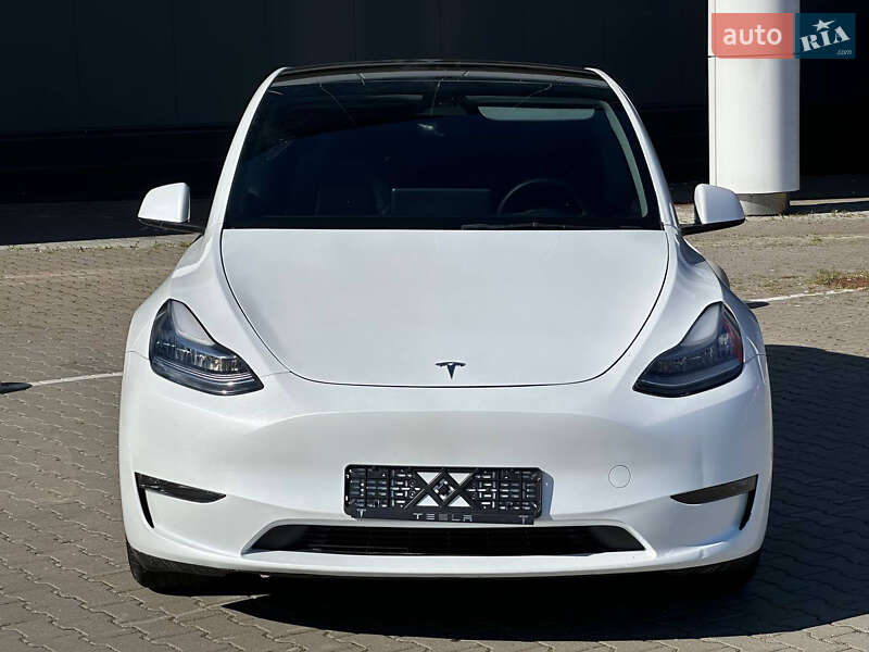 Внедорожник / Кроссовер Tesla Model Y 2023 в Киеве