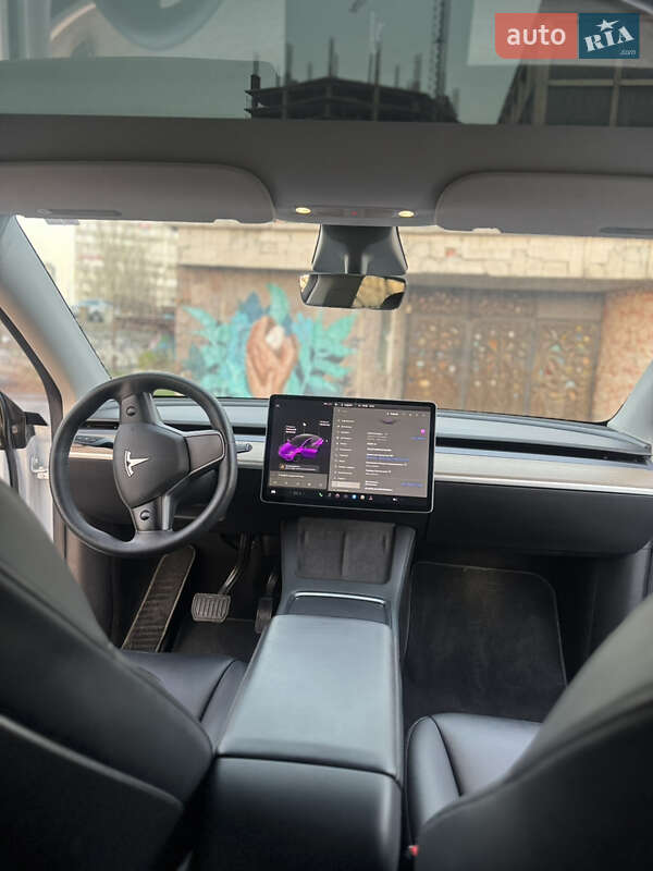 Внедорожник / Кроссовер Tesla Model Y 2021 в Днепре