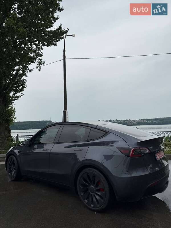 Внедорожник / Кроссовер Tesla Model Y 2022 в Тернополе